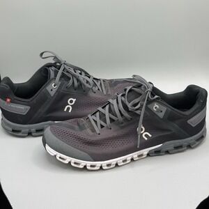 On Cloudflow Running Shoes Men's Size 9.5 EE Wide Gray Black  Athletic Sneakers